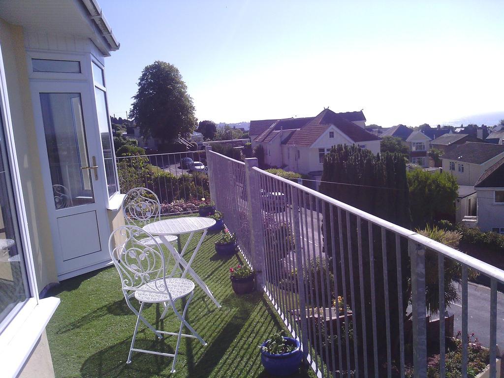 Yew Tree House Bed & Breakfast Paignton